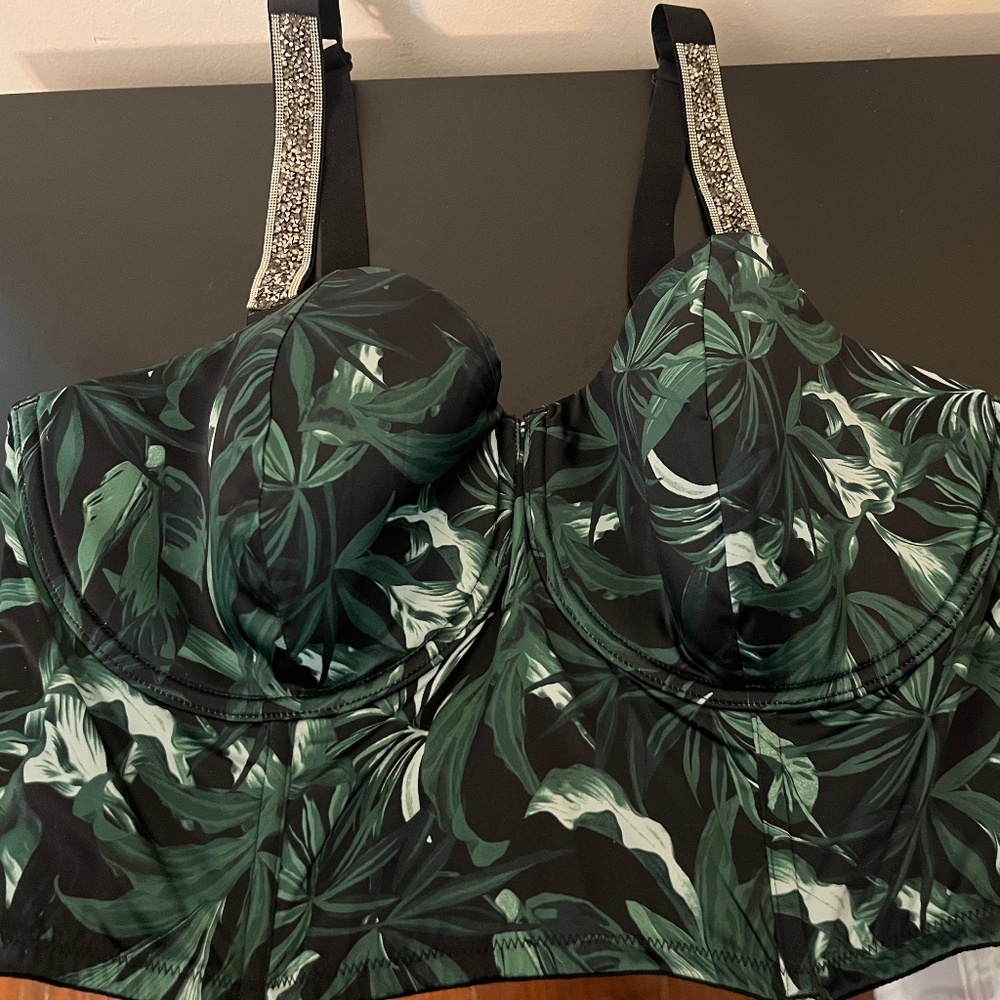 Victoria’s Secret bustier
